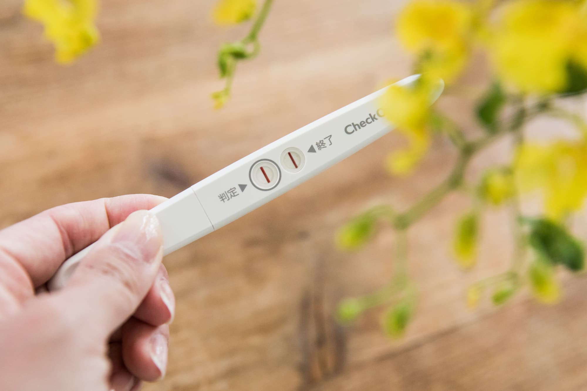 インプラント治療中に妊娠が発覚した様子